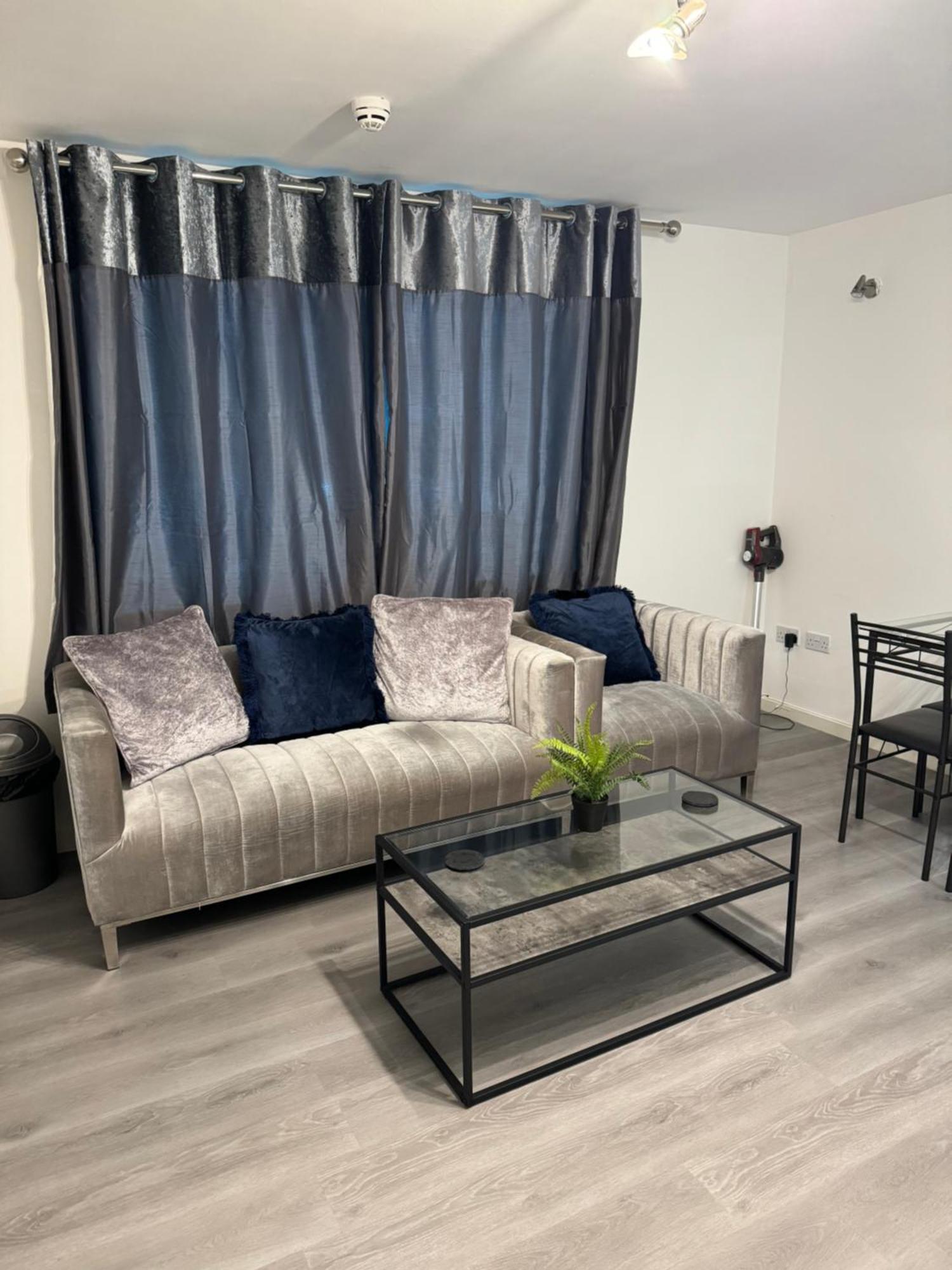 Modern Smart 2 Bedroom Apartment Central マンチェスター エクステリア 写真